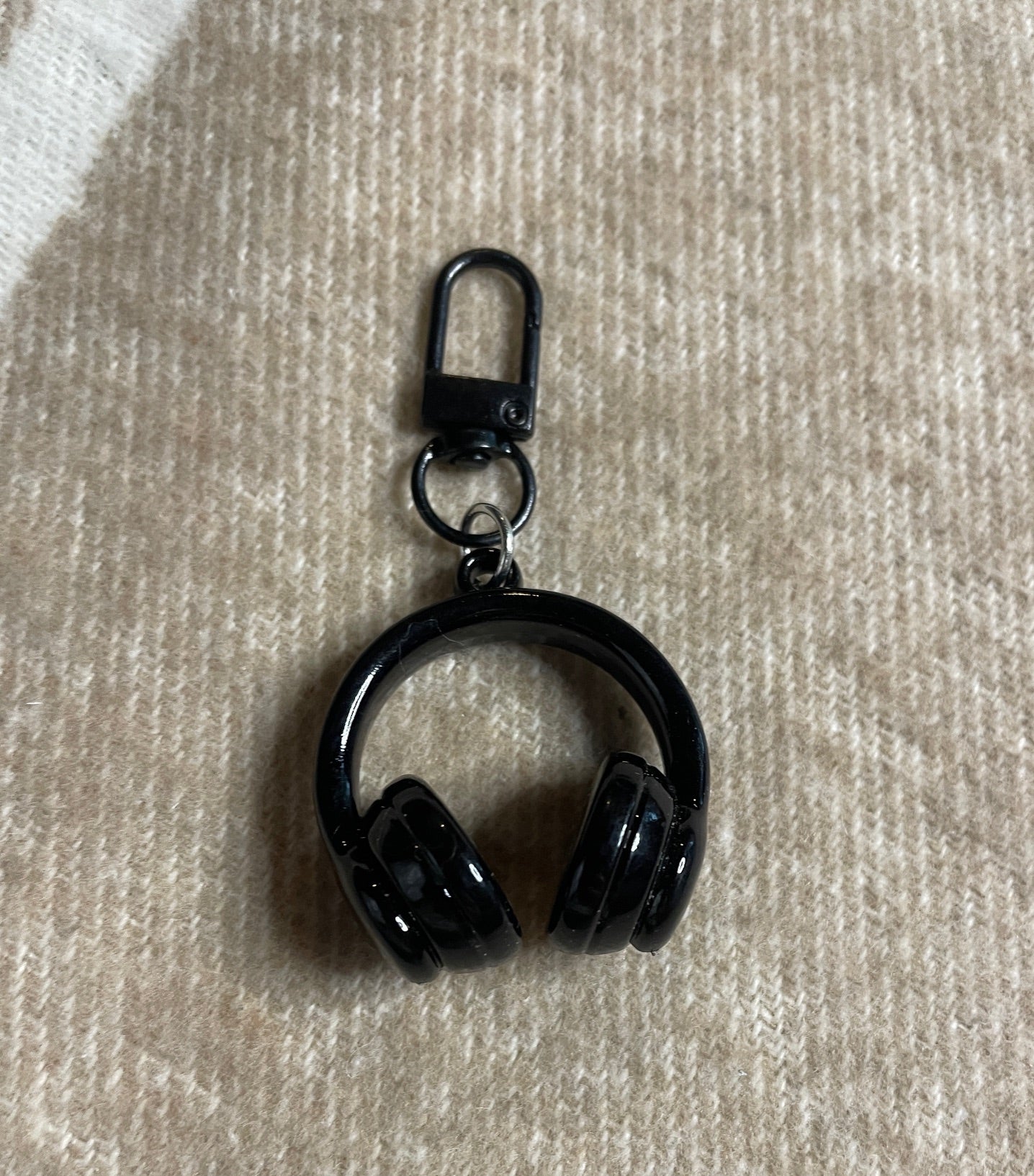 Headphone Keychain